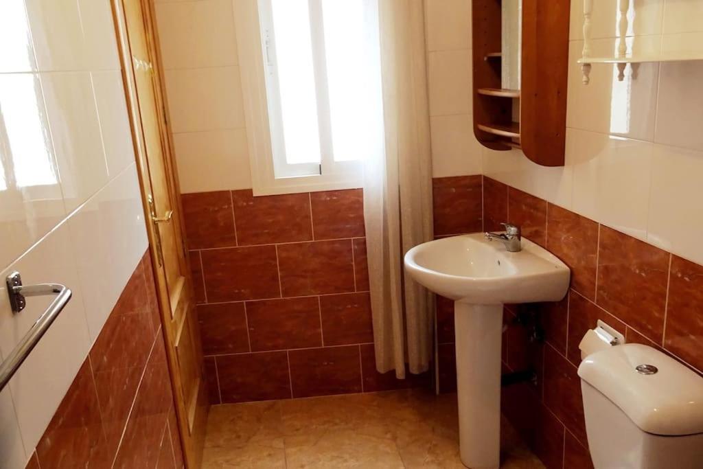 Casa Rubi Townhouse Villa ลันจารอน ภายนอก รูปภาพ